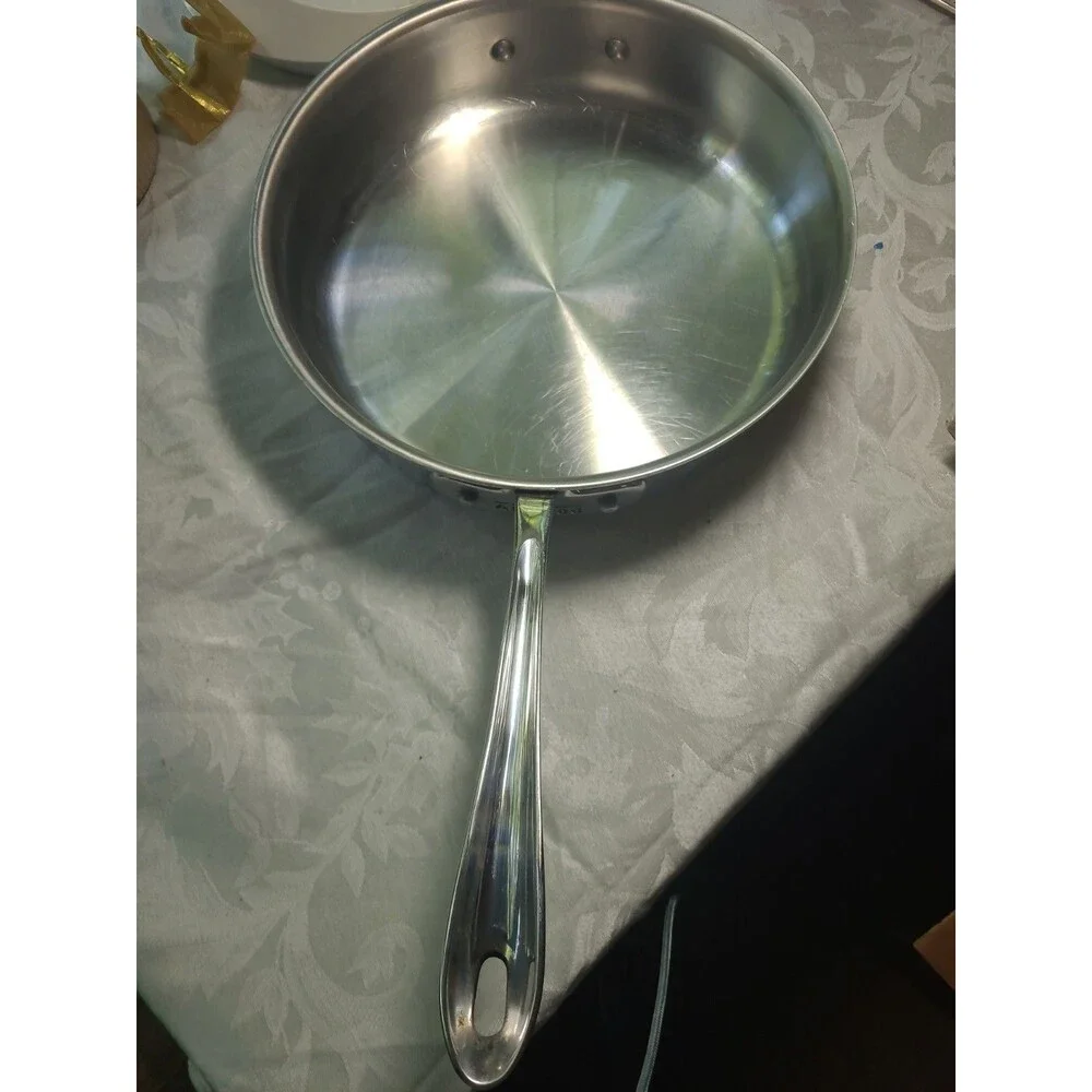 All Clad Stainless Steel Saute Pan 11” Wide 2.5” Deep Skillet Fry